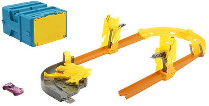 HOT WHEELS Track Builder Lightning-Themed Track Set with 1 Toy Car