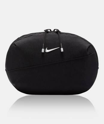 NIKE Aura Cross Body