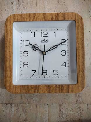 THE PRINT HUB Analog 20.48 cm X 20.48 cm Wall Clock