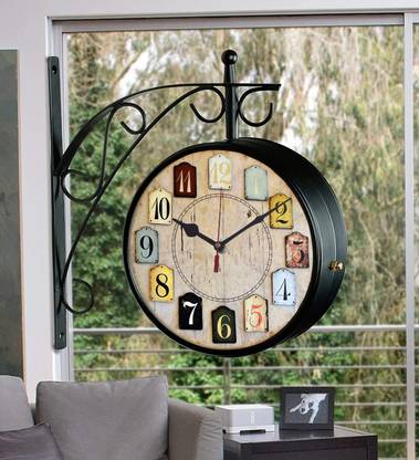 Saree House Analog 25 cm X 25 cm Wall Clock