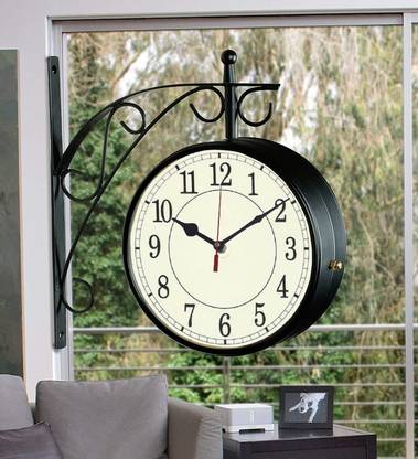 Saree House Analog 25 cm X 25 cm Wall Clock