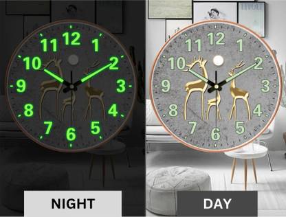 WHISKET Analog 30 cm X 30 cm Wall Clock
