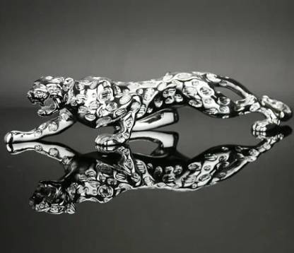 WLEWORLDLOOKENTERPRISES ™OM3003 CHEETAH Silver Panther Leopard Sculpture Animal Figurines Statue Decorative Showpiece  -  18 cm