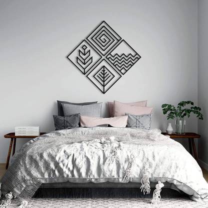 kveer Wall decor item in wooden