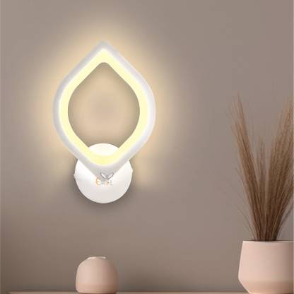 Errol Wallchiere Wall Lamp With Bulb