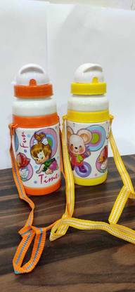 Nutts Super plastic Sports/Cycling Water Bottle With Straw staps (Not Specific Print) 650 ml Water Bottles