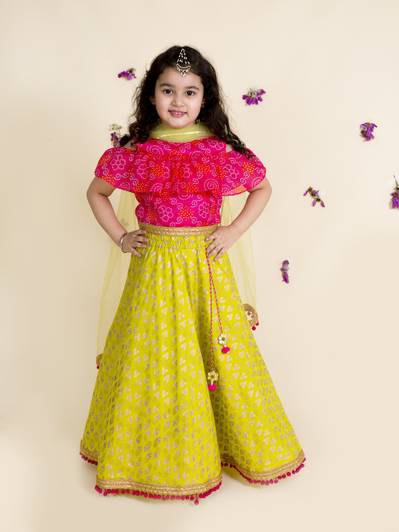 Pspeaches Girls Lehenga Choli Ethnic Wear Self Design Lehenga, Choli and Dupatta Set