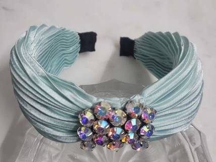 DEEPTI CHANDNA DESIGNS Fancy, Latest High-Quality Sea Green Rainbow Centre Round Catcher Hair Band Hair Band