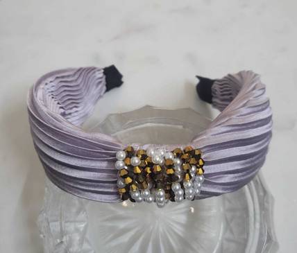 DEEPTI CHANDNA DESIGNS Fancy, Latest High-Quality Gold Pearl & Beads Hair Band Hair Band