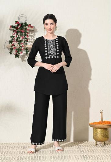 BHATRAS Top Pant Co-ords Set