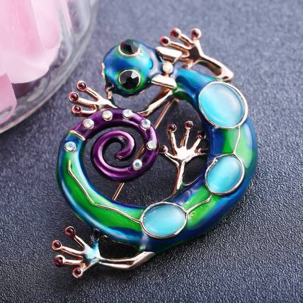 University Trendz Green Alien Designer Golden Brooch with Crystal For Women & Girls Brooch