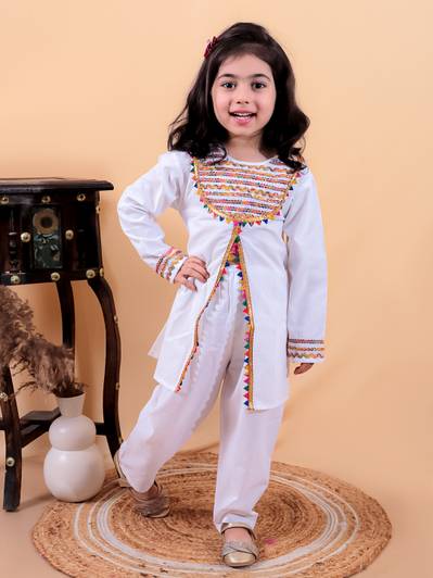 Junitos Girls Casual Kurta and Pyjama Set