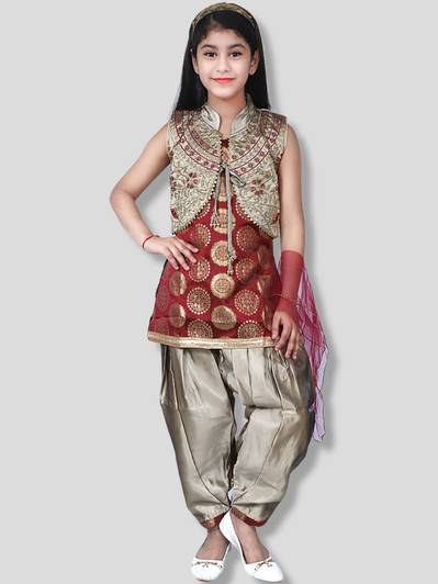 VIVEKGAMENTS Girls Festive & Party Kurta, Dhoti Pant & Dupatta Set