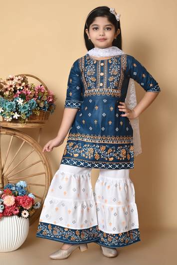 Kidsearth Girls Casual Kurta, Churidar & Dupatta Set