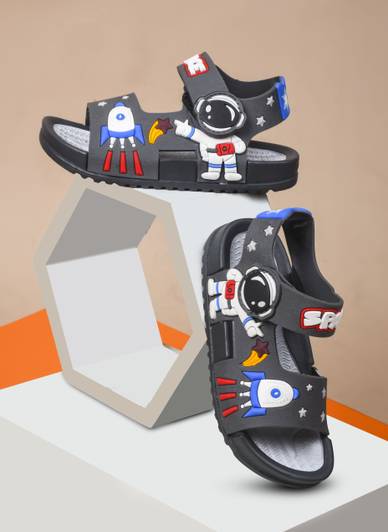 काट्स लड़के और लड़कियाँ स्पोर्ट्स सैंडल