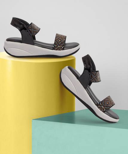 Stepee Girls Slip-on Strappy Sandals