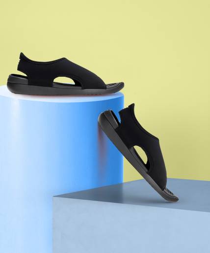 NIKE Boys Velcro Sports Sandals