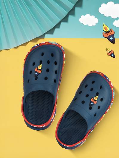 Aqualite Boys Slip-on Clogs