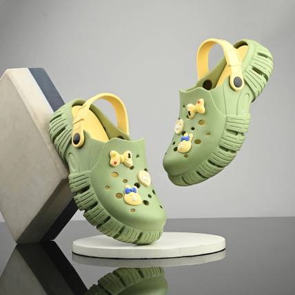 Birde Girls Buckle Clogs