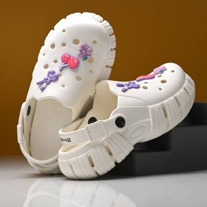 Birde Girls Buckle Clogs