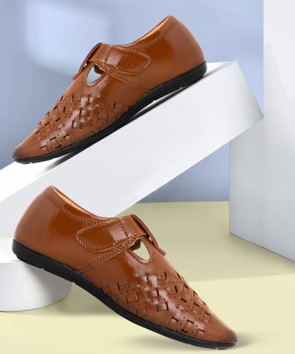 Khadim's Boys Velcro Flats