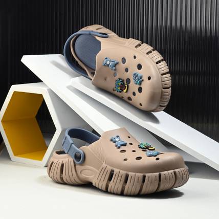 Birde Girls Buckle Clogs