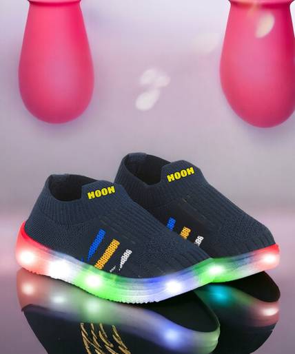 HOOH - Now comfort in fashion Boys & Girls Slip on Sneakers