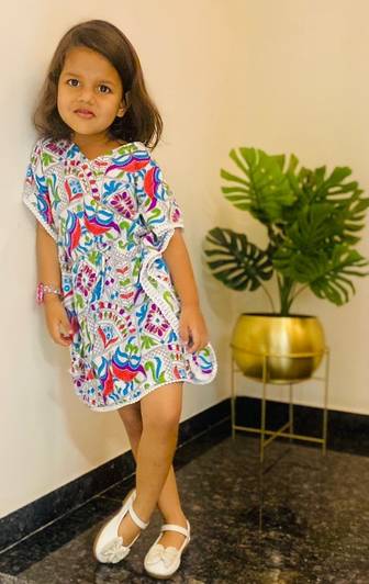 7 Season's Girls Casual Rayon Kaftan Top