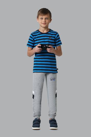 VAN HEUSEN Boys Striped Pure Cotton Regular T Shirt