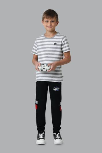 VAN HEUSEN Boys Striped Pure Cotton Regular T Shirt