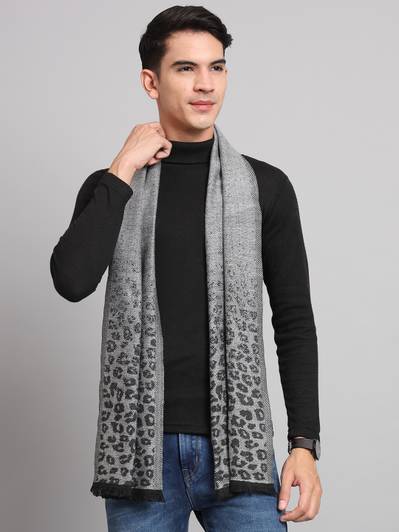 Ravaiyaa - Attitude Is Everything Geometric Print Men Muffler