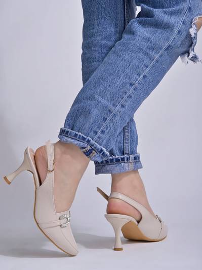 SHOETOPIA Girls Buckle Heels