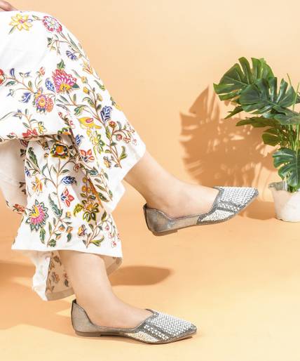 TRYME Girls Velcro Flats