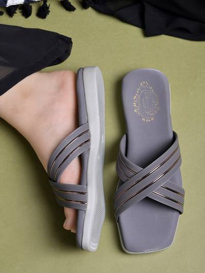 SHOETOPIA Girls Slip-on Flats