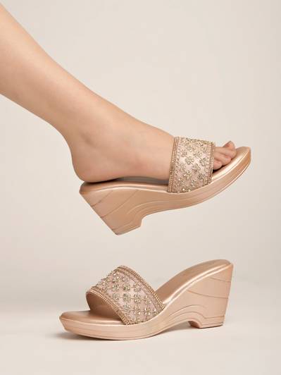 SHOETOPIA Girls Slip-on Wedges