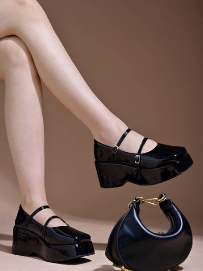 SHOETOPIA Girls Buckle Heels