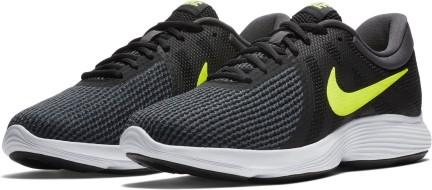 nike running zoom fly flyknit trainers