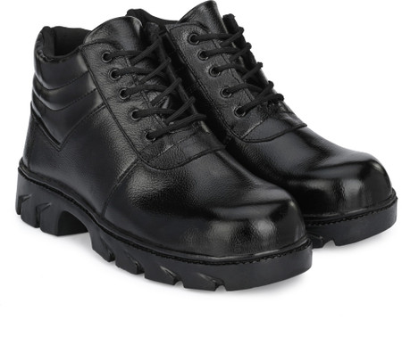 Safety shoes online hotsell flipkart