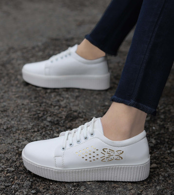 White casual shoes best sale flipkart