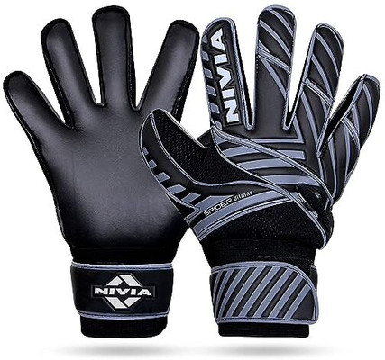 Flipkart football gloves store