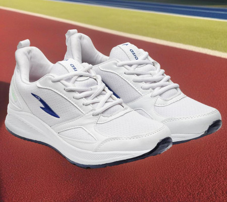 White sports deals shoes flipkart