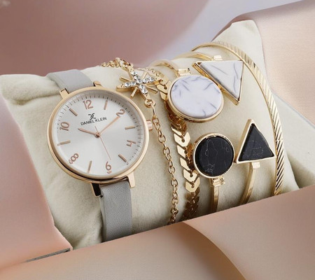 Flipkart daniel klein watches discount