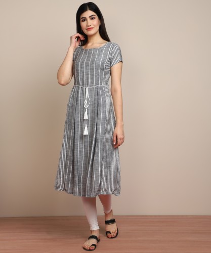 Aurelia kurtis on on sale flipkart