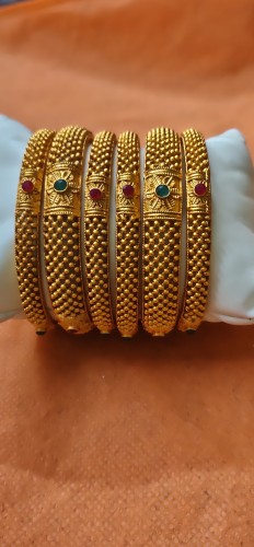 Shop Bangles Online 111 Latest Bangle Designs Kalyan Jewellers
