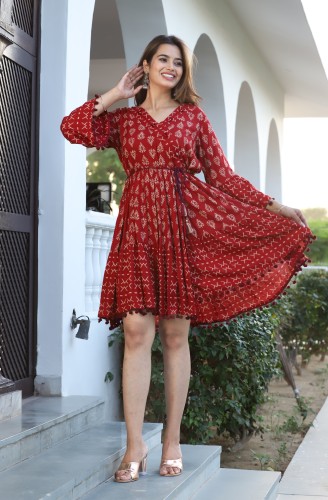 Dress 2024 red color