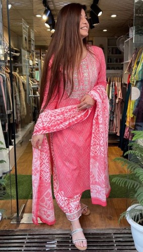 Salwar Suits - Salwar Suit Designs & Salwar Kameez Online For