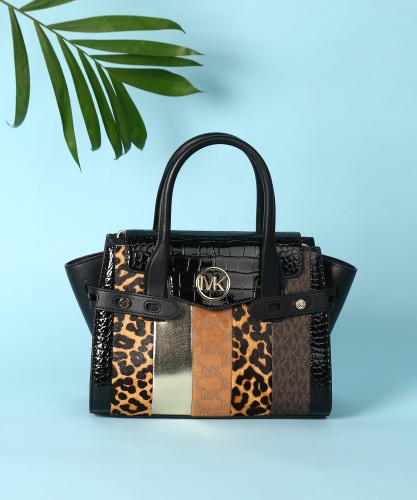 Michael kors hot sale handbags flipkart