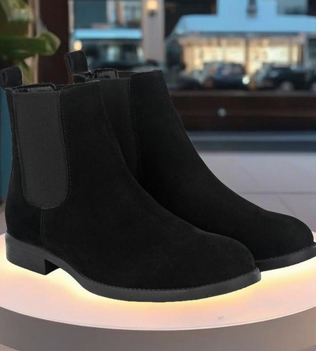 G by guess men's jeb chelsea boots on sale