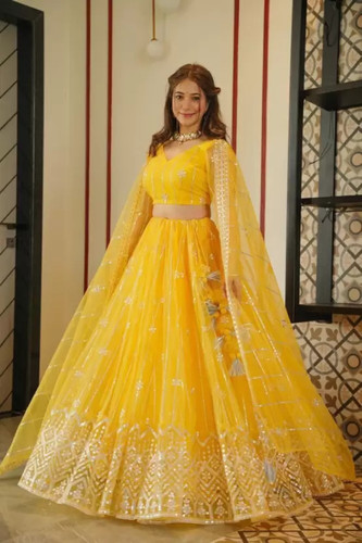 Lehenga Collections - SIMPLE YET BEAUTIFUL 10MTR PLUS FLARE BIG DOUBLE CIRCLE  LEHENGA WITH STONE WORK BLOUSE PAIRED WITH NET DUPPATA @ 5999 INR | Facebook