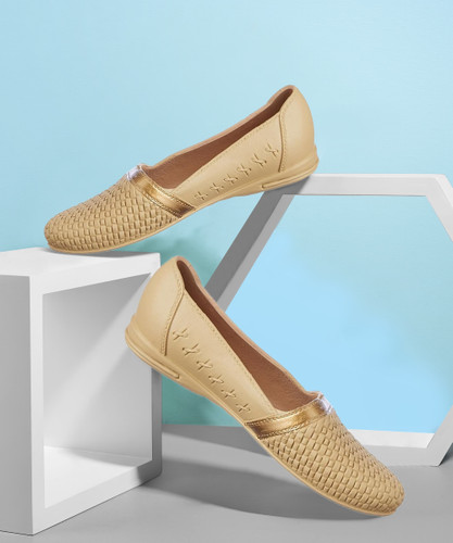 Ballerina shoes flipkart clearance